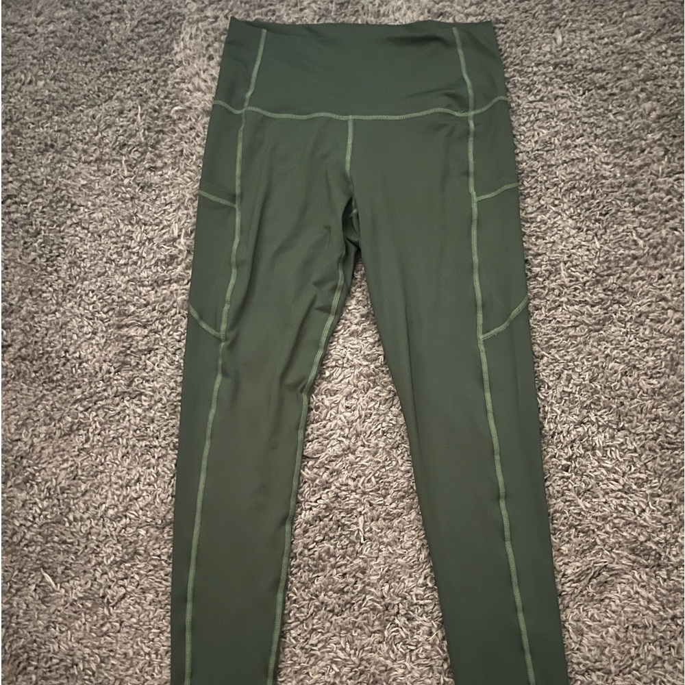 Green women’s sports leggings